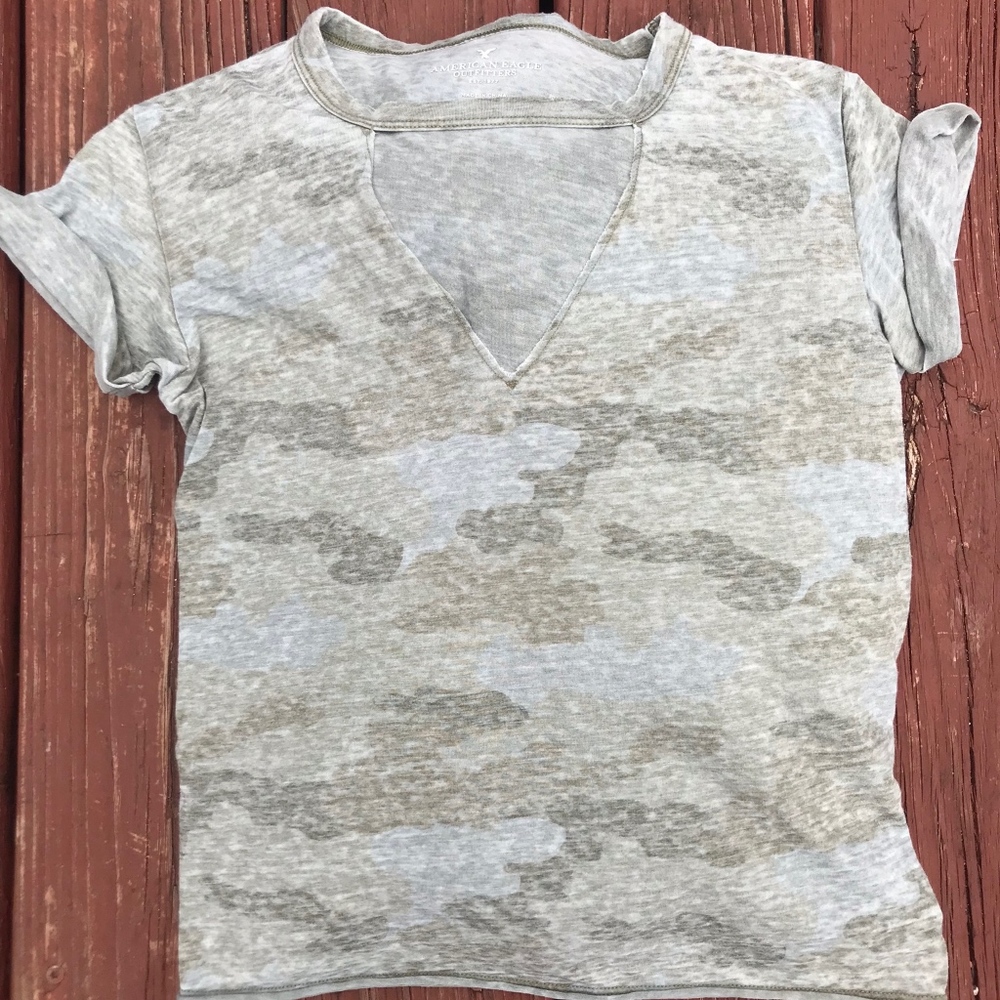 Camouflage cut out tee